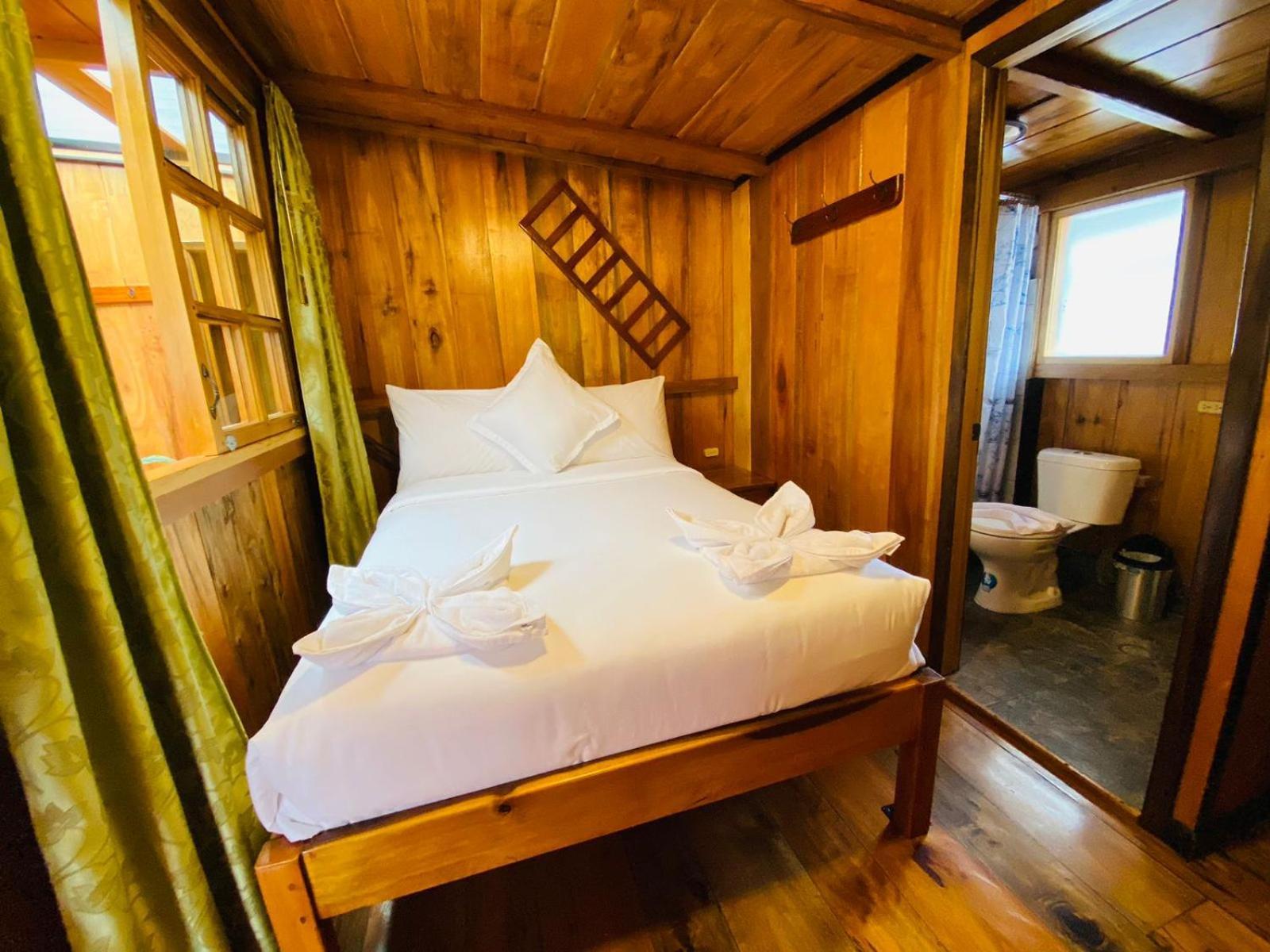 Guayabo Hostal Mindo Room photo